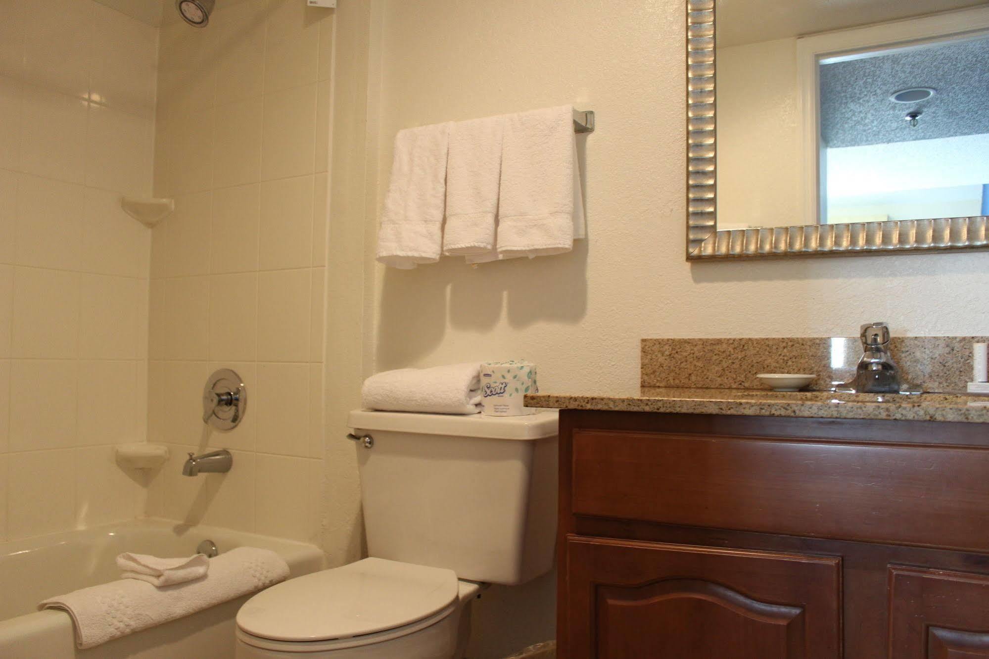 & Miami Airport West Hotel Doral