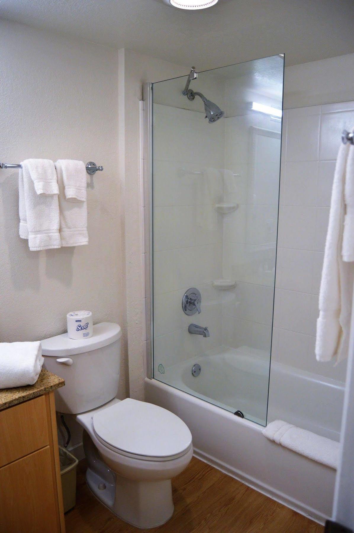 & Miami Airport West Hotel