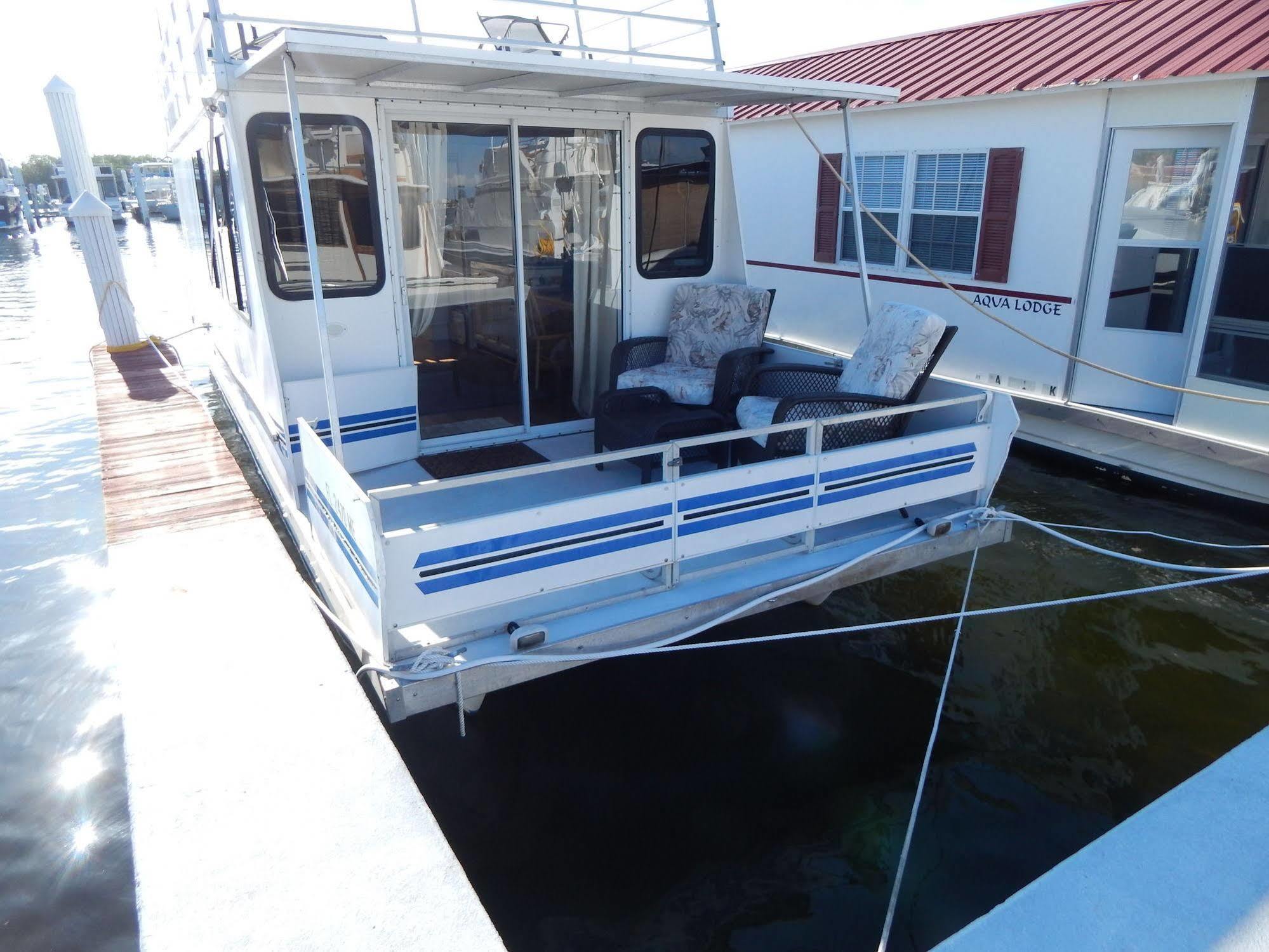 Hotel Mangrove Marina And Aqualodge Houseboats