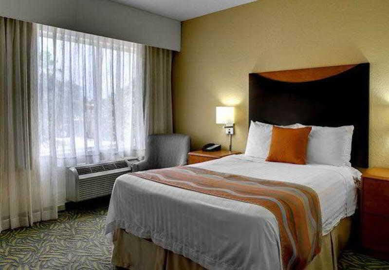Fairfield & By Marriott 3*