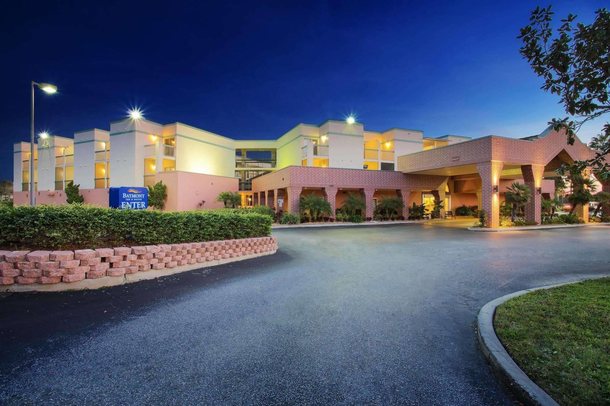 Baymont By Wyndham Near Busch Gardens