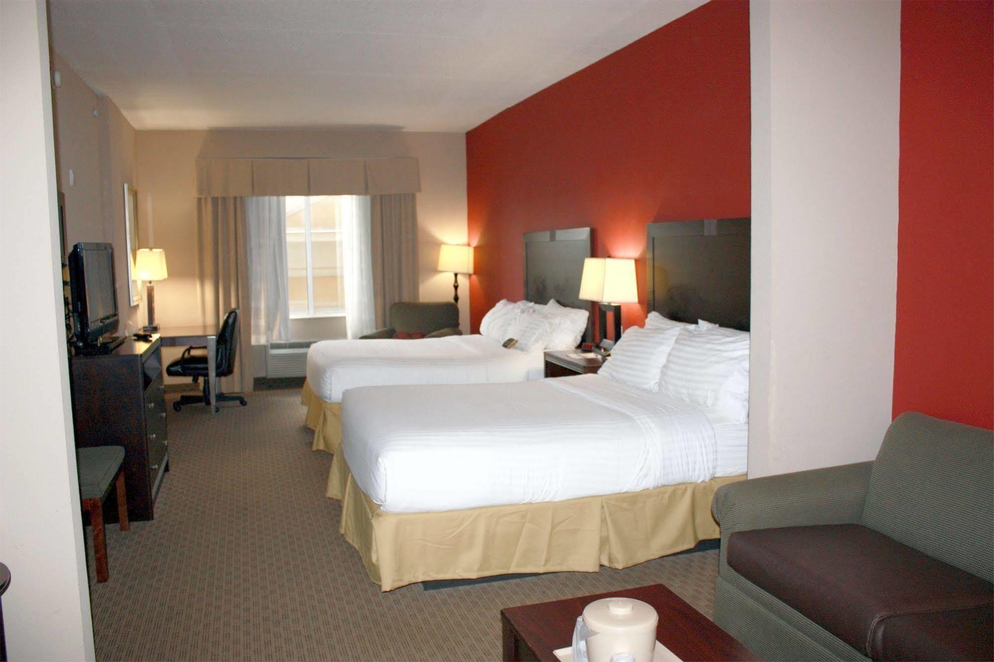 Express & South I-10 By Ihg Hotel