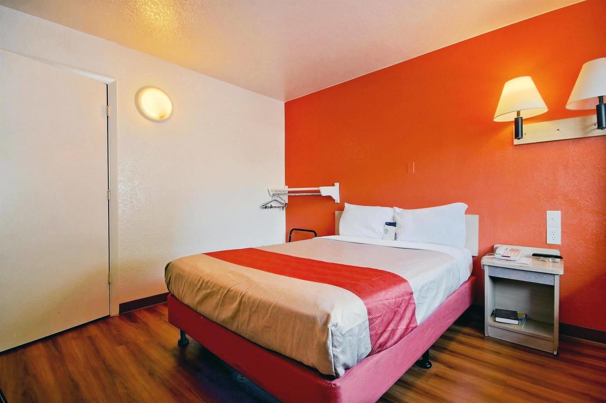 Hotel Travelodge By Wyndham Pompano Pompano Beach