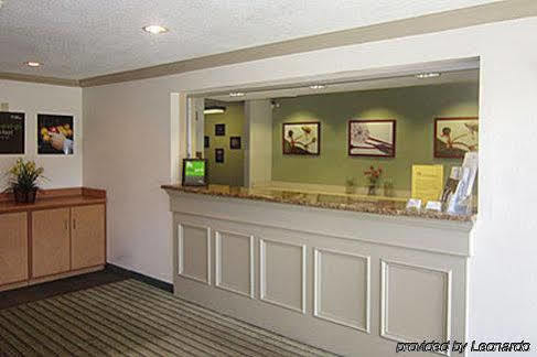 Hotel Candlewood Southpoint 2*