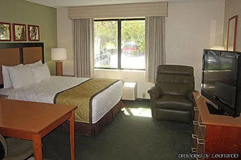 Hotel Candlewood Southpoint