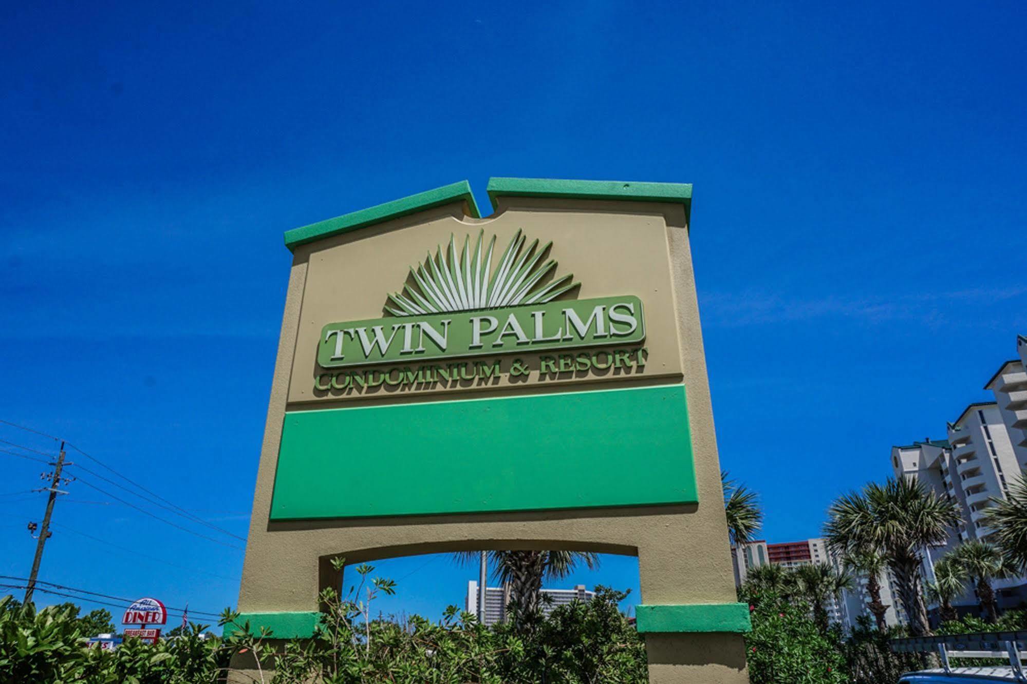 Twin Palms *