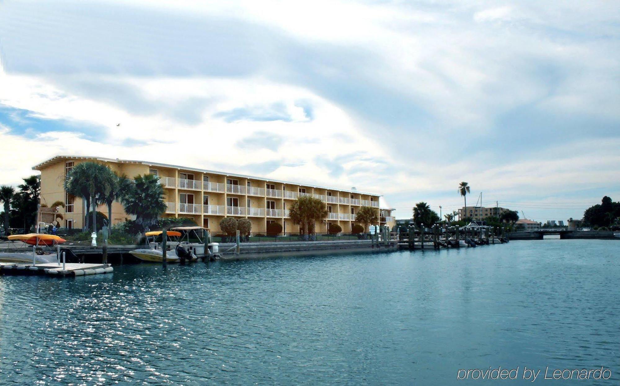 Treasure Island And Marina Hotel 3*
