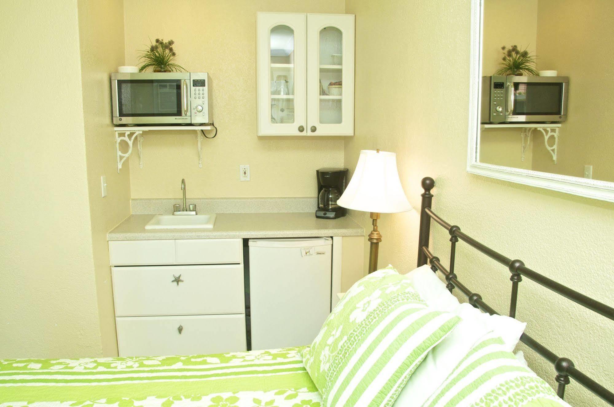 Motel Haley's At Anna Maria Island 2*