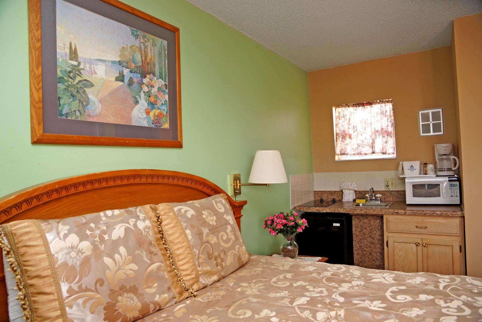 Beachwalk Motel