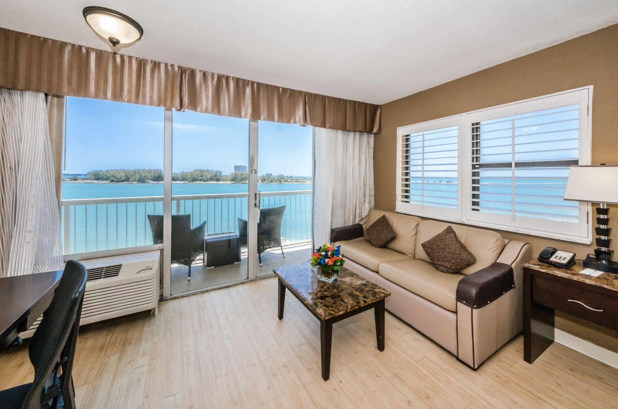 Best Western Sea Wake Beach 4*