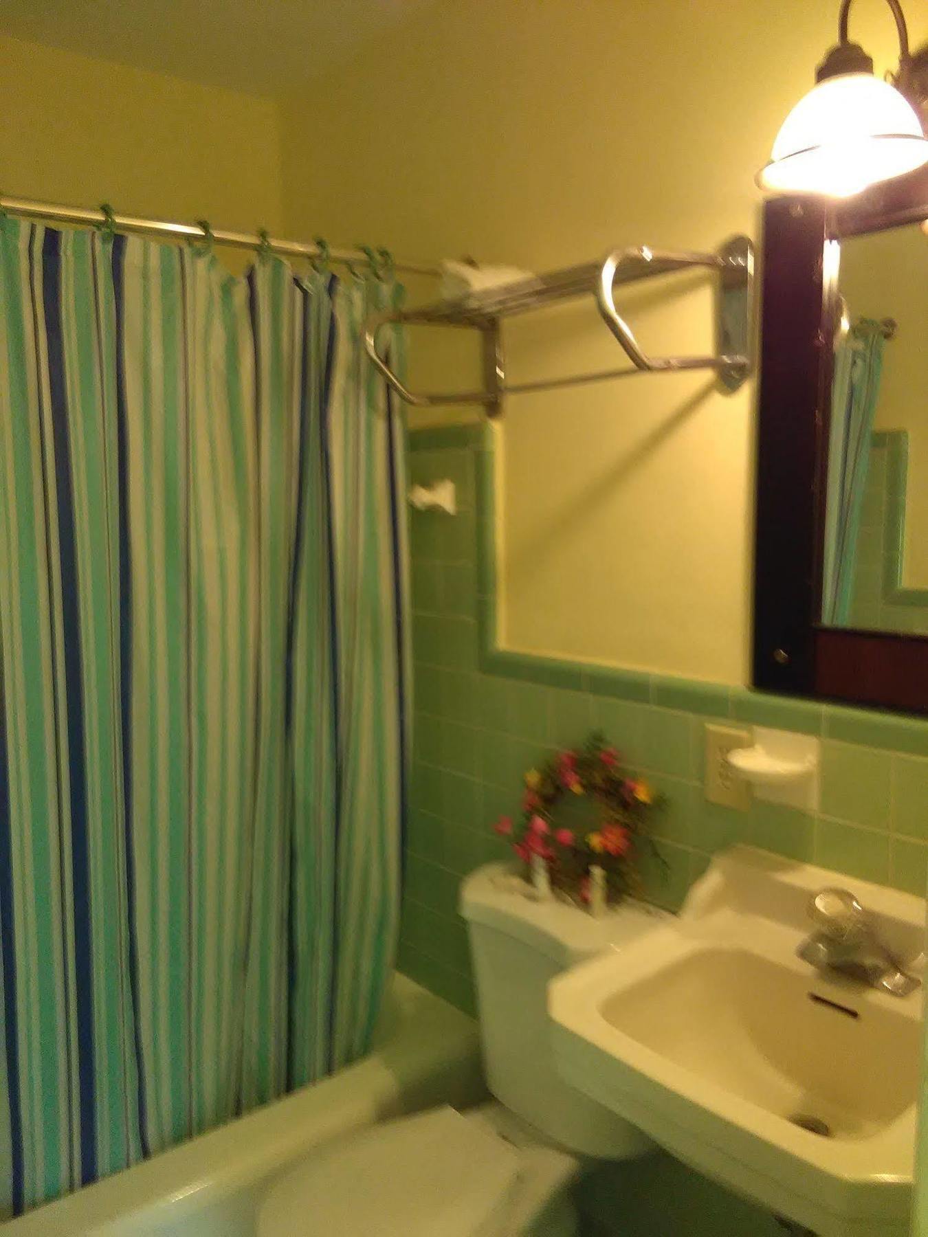 Swashbuckler Motel