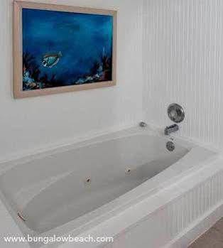 Resort Bungalow Beach Resort