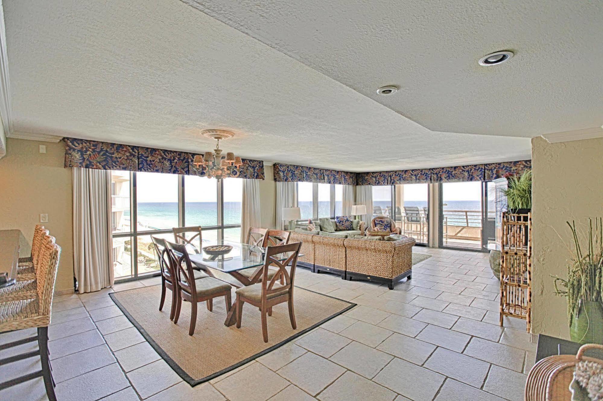Apartment Emerald Towers By Panhandle Getaways Destin