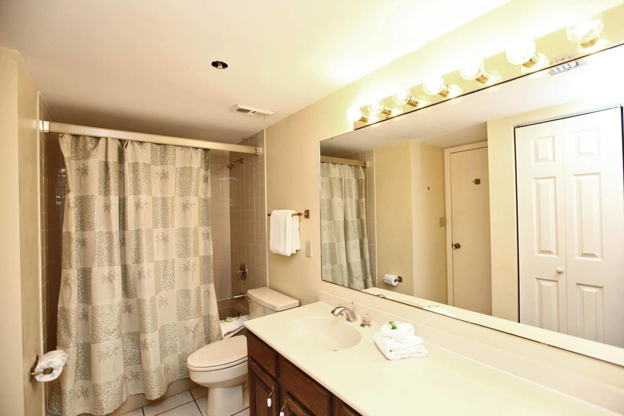 Emerald Towers By Panhandle Getaways Apartment Destin