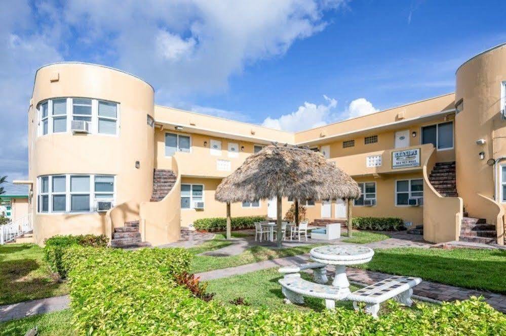 Hotel Seaside Hollywood