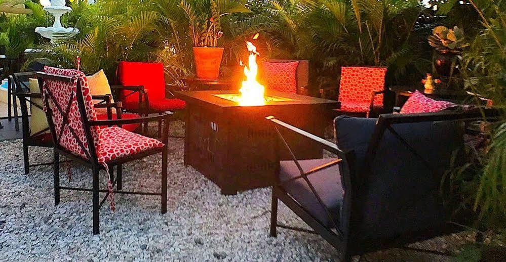 Hotel Beach House Cabanas