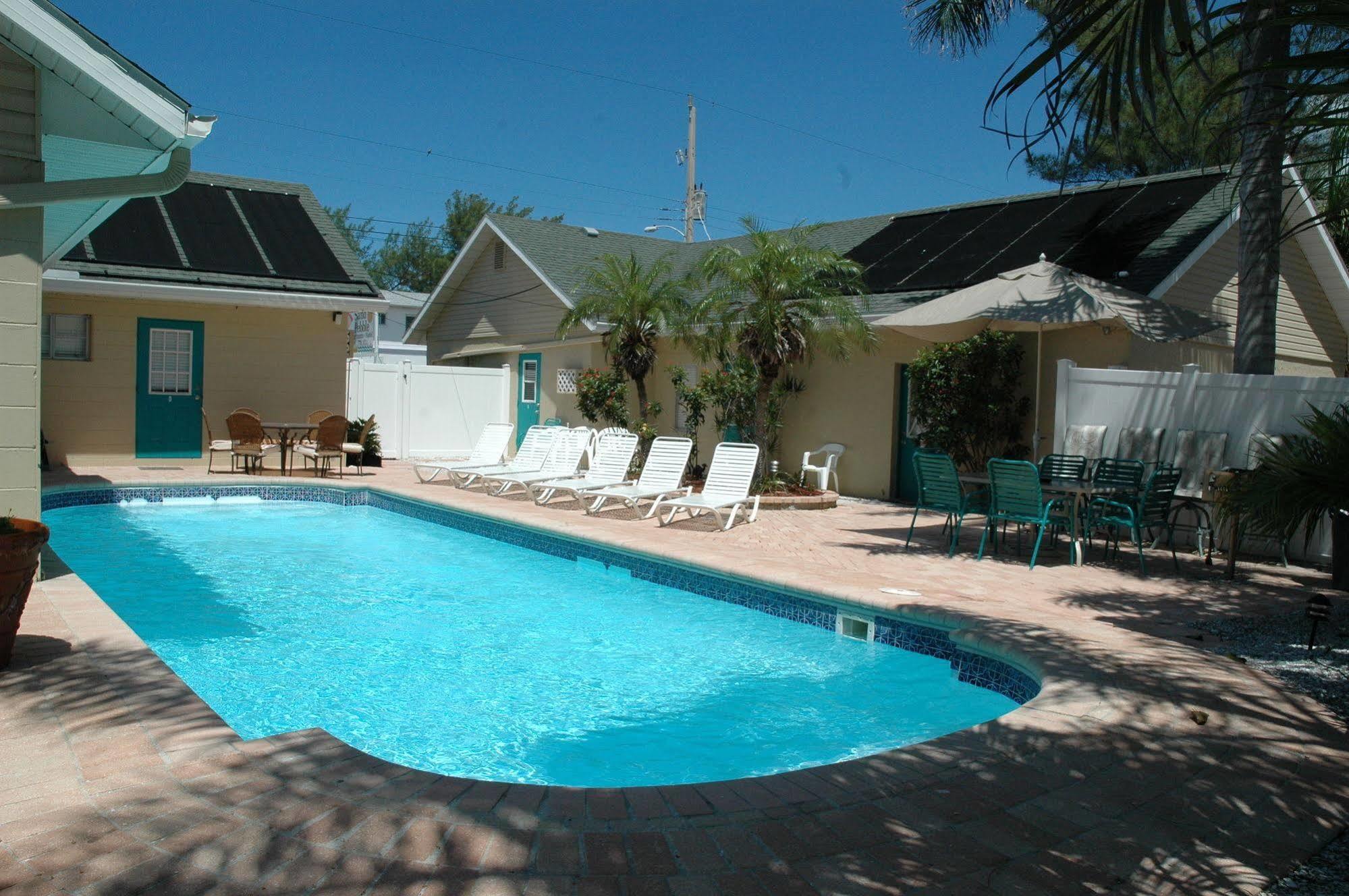 Aparthotel Seabreeze At Anna Maria Island 2*