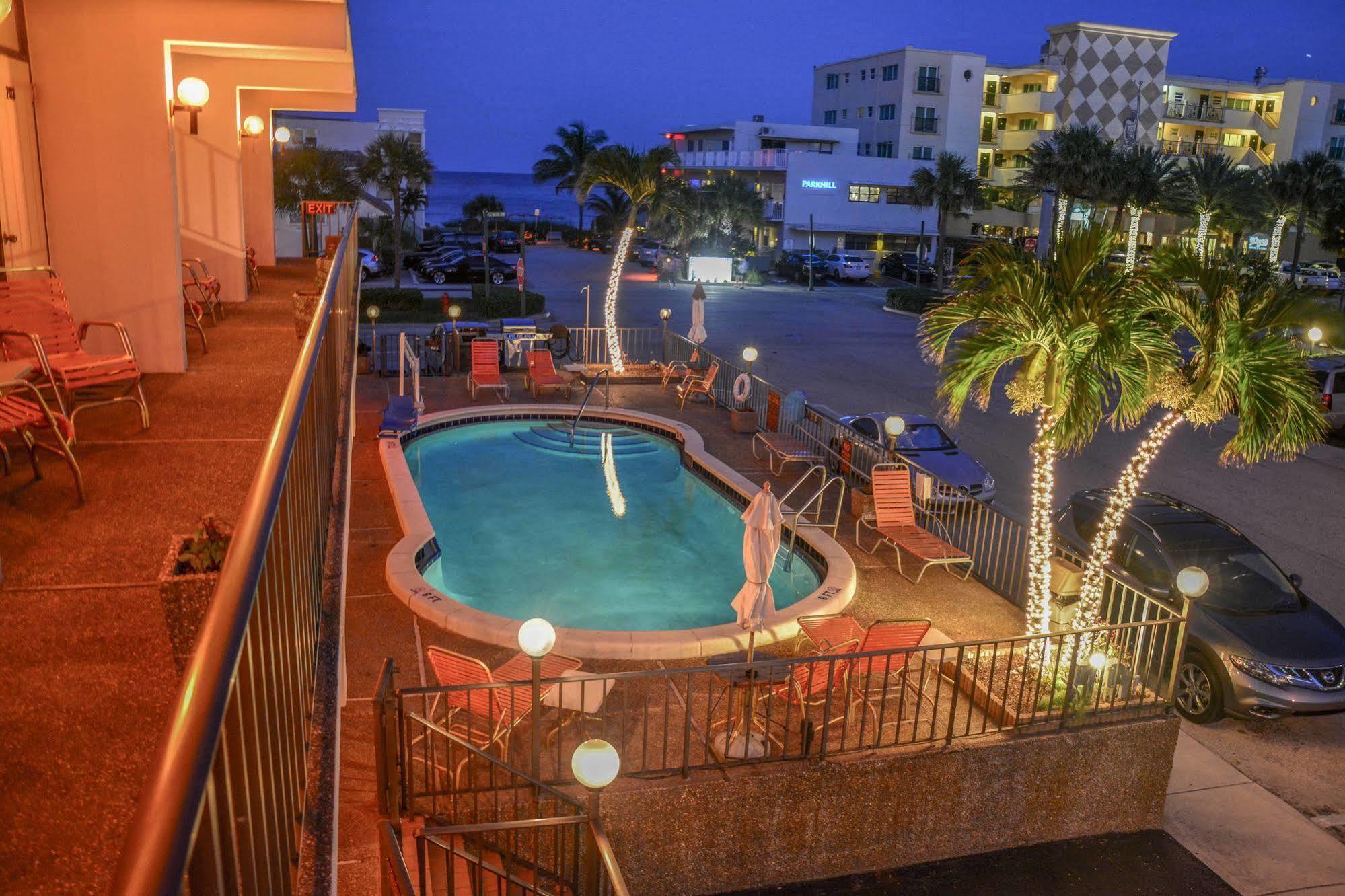 Sea Cliff Hotel 3*