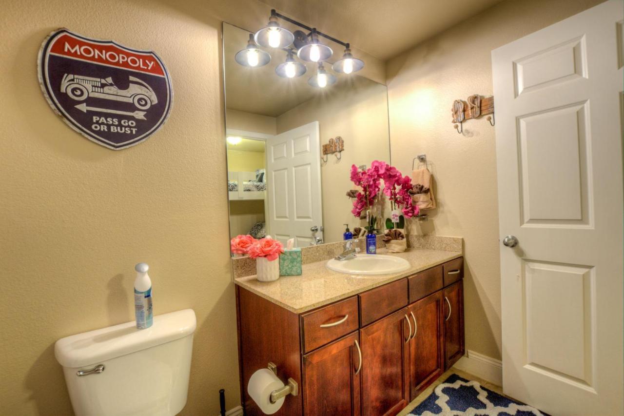 Laketown Wharf 1035 By Aneliya Holiday home