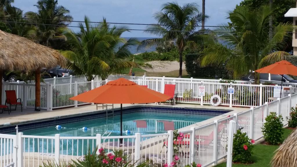 Hotel Oceans &