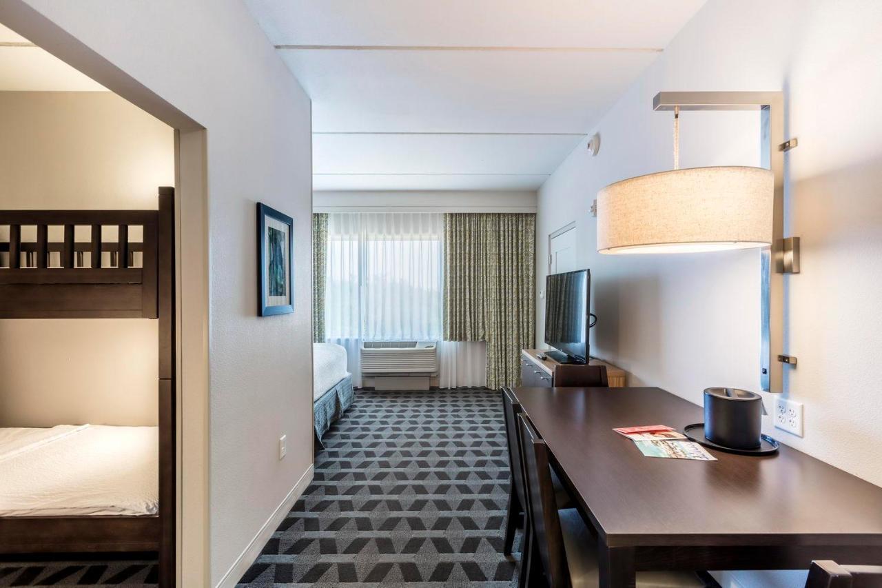 Towneplace By Marriott Orlando At Seaworld - With Free Shuttle Service To Seaworld Parks Williamsburg