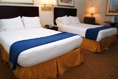 Express & Tampa-rocky Point Island By Ihg 2*
