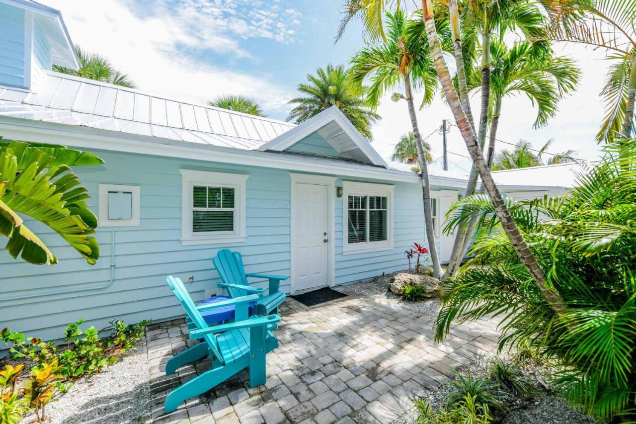 Tropical Breeze Aparthotel