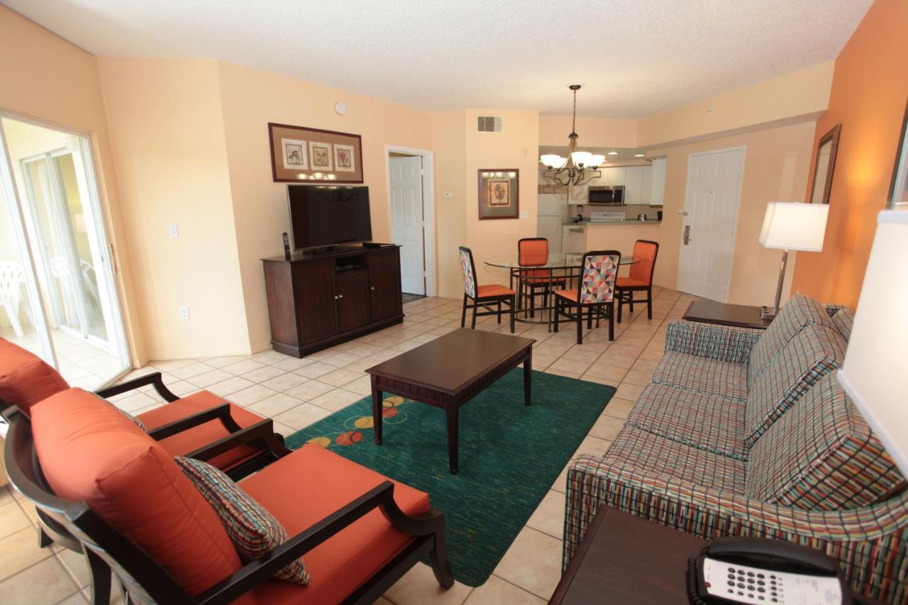 Resort At Parkway