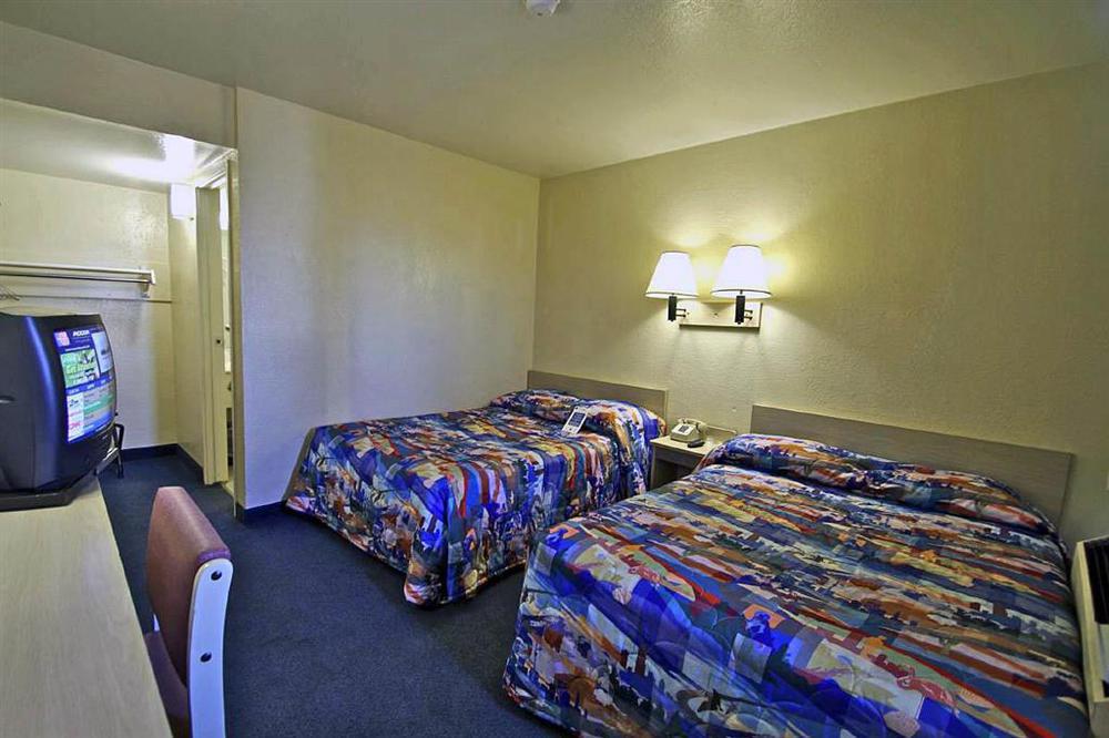6-venice, Fl Hotel 2*