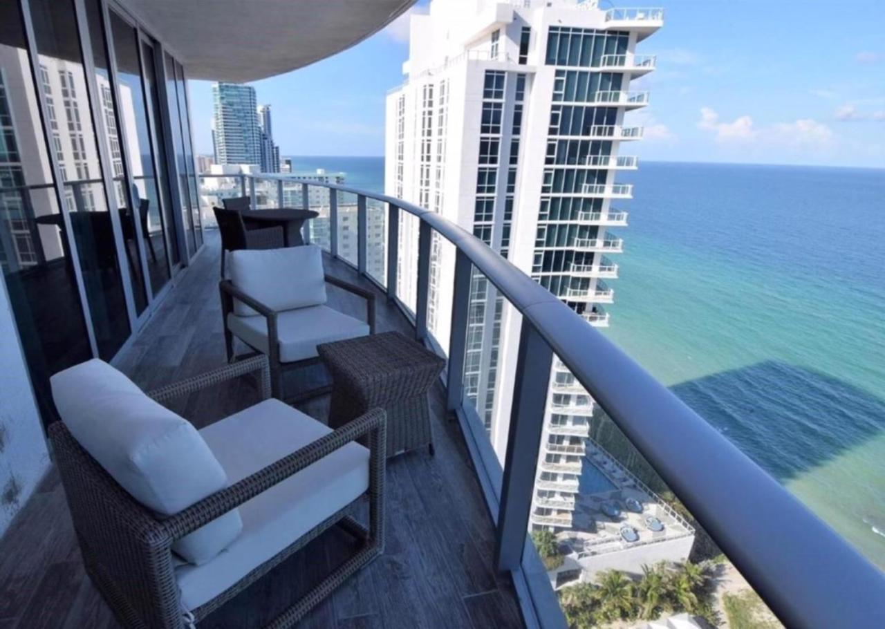 Apartment Contemporary Dania Beach