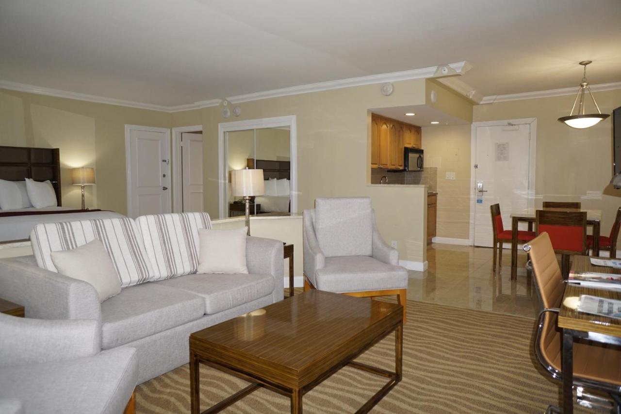 Ocean Sky & 4* Fort Lauderdale