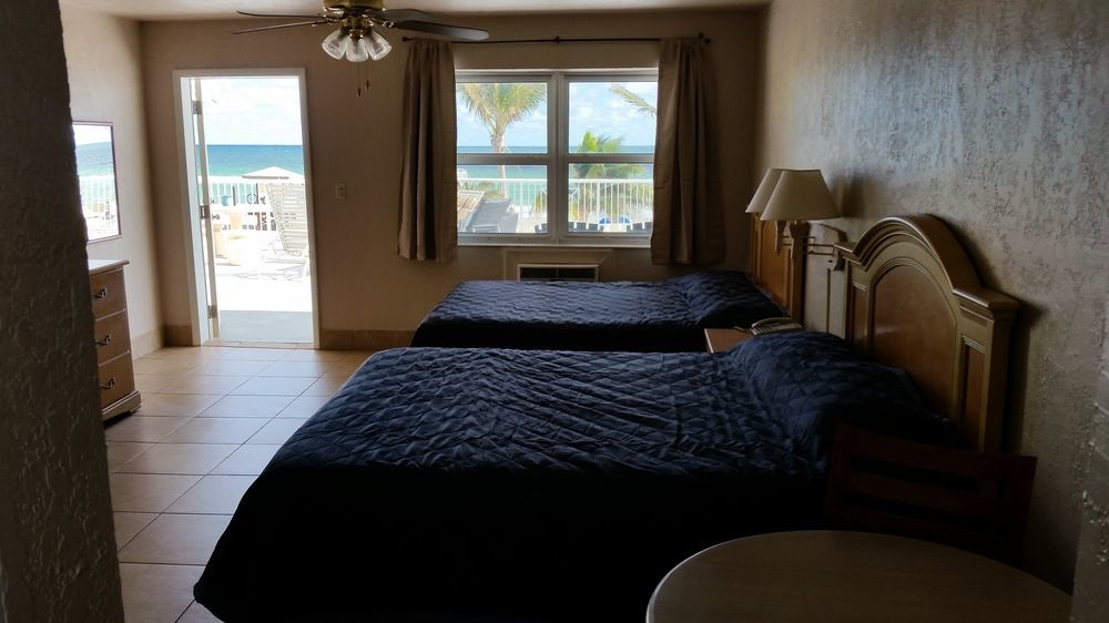 La Terrace Oceanfront 3*
