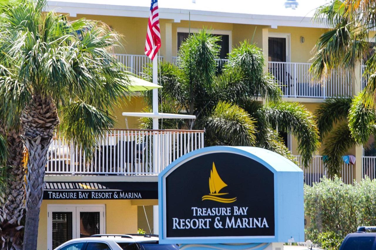 Hotel Treasure Island And Marina