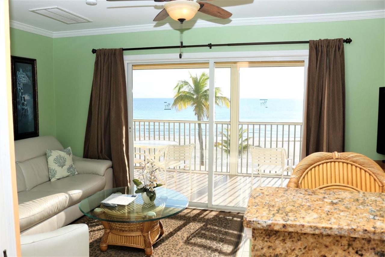 Tiki On The Beach 3*