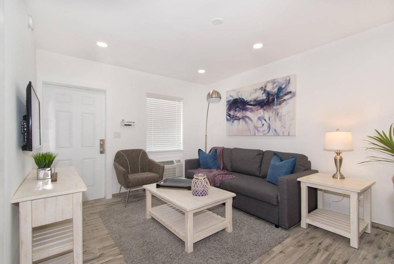 Lovely 1br W Parking Space & Walk To The #7 Apartment *