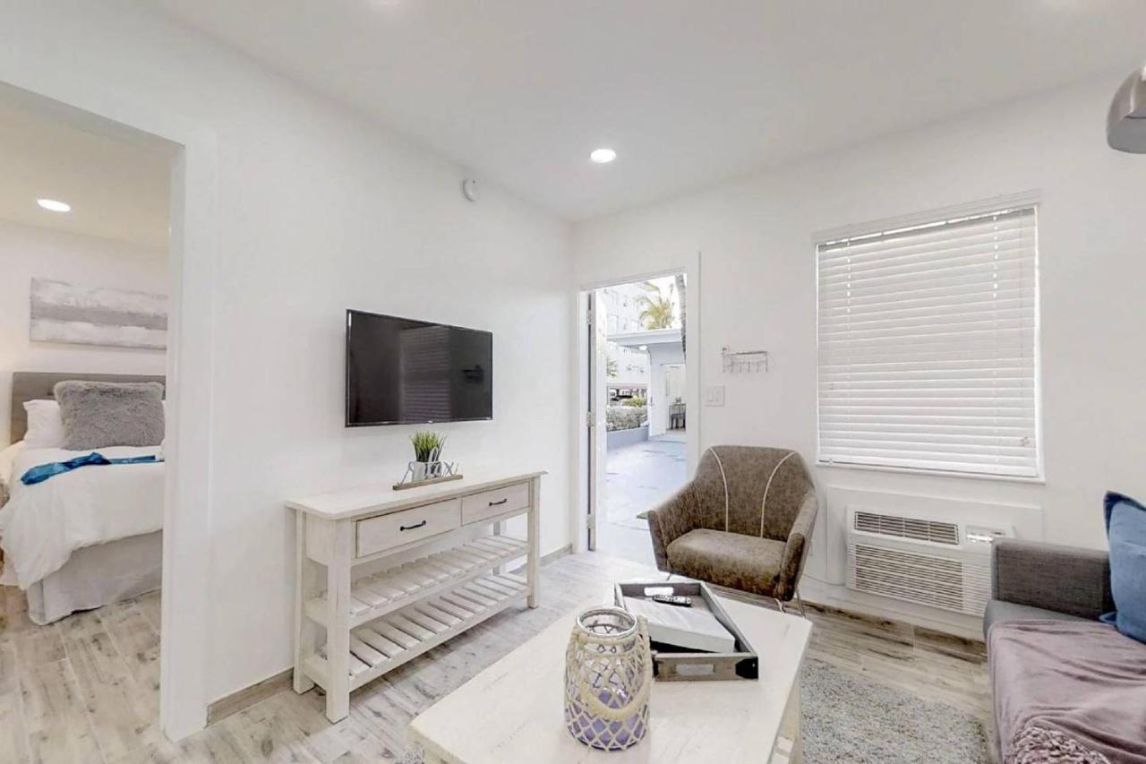 Lovely 1br W Parking Space & Walk To The #7