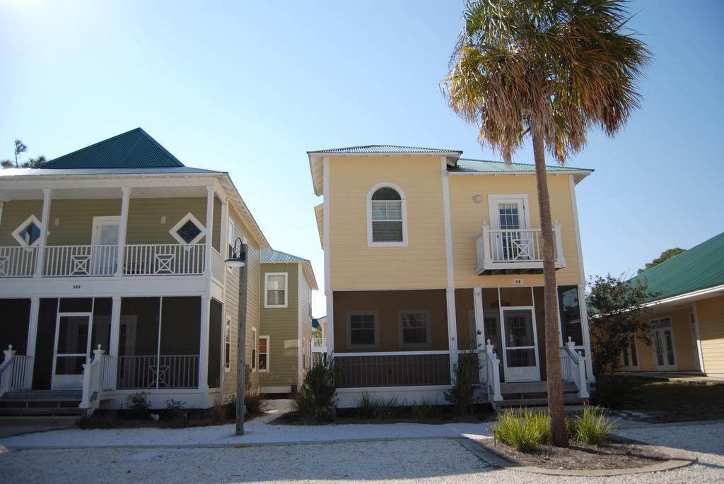 Caribbean Themed In Near Pensacola 3*