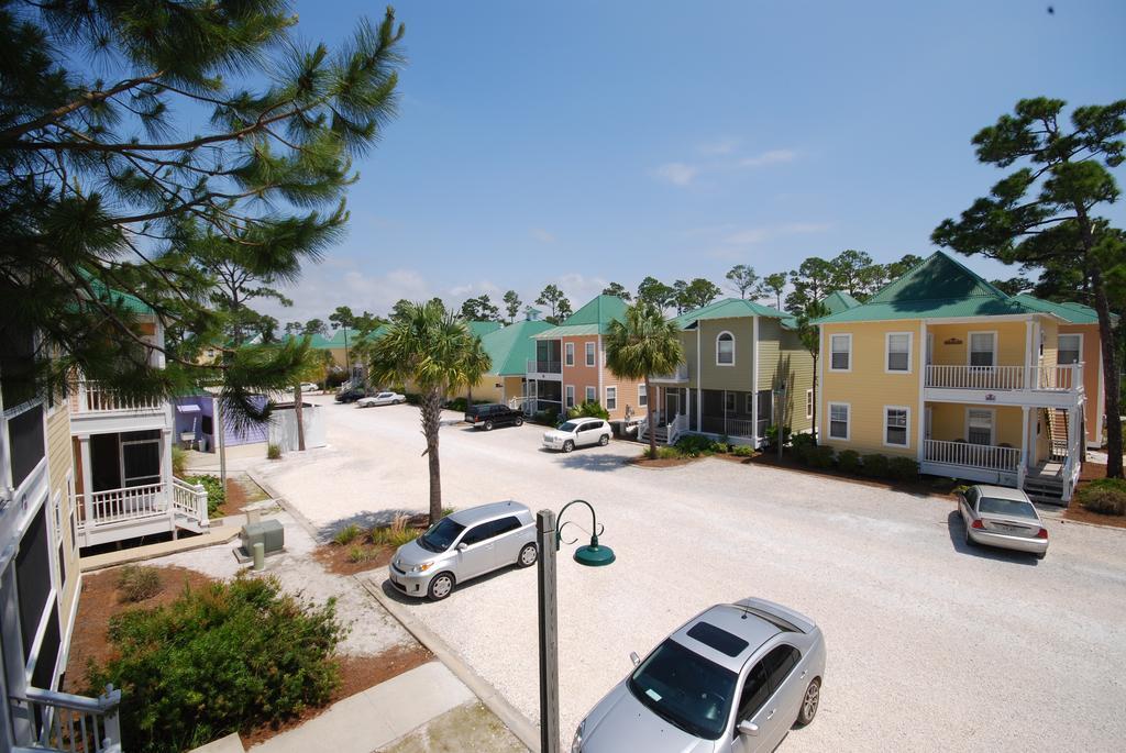 Resort Caribbean Themed In Near Pensacola Perdido Key