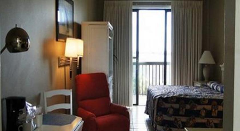 Pirates Bay Guest Chambers And Marina Hotel 3*