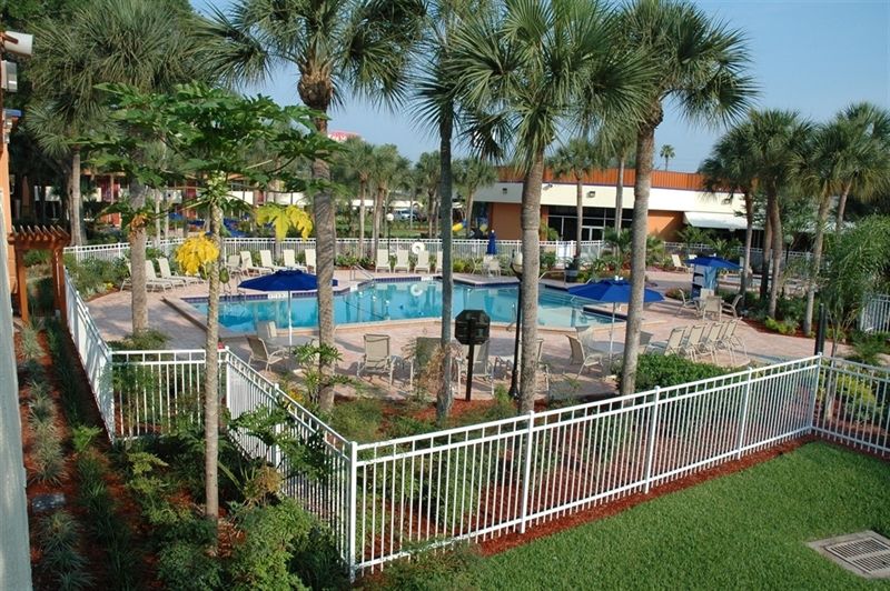 Hotel Maingate And