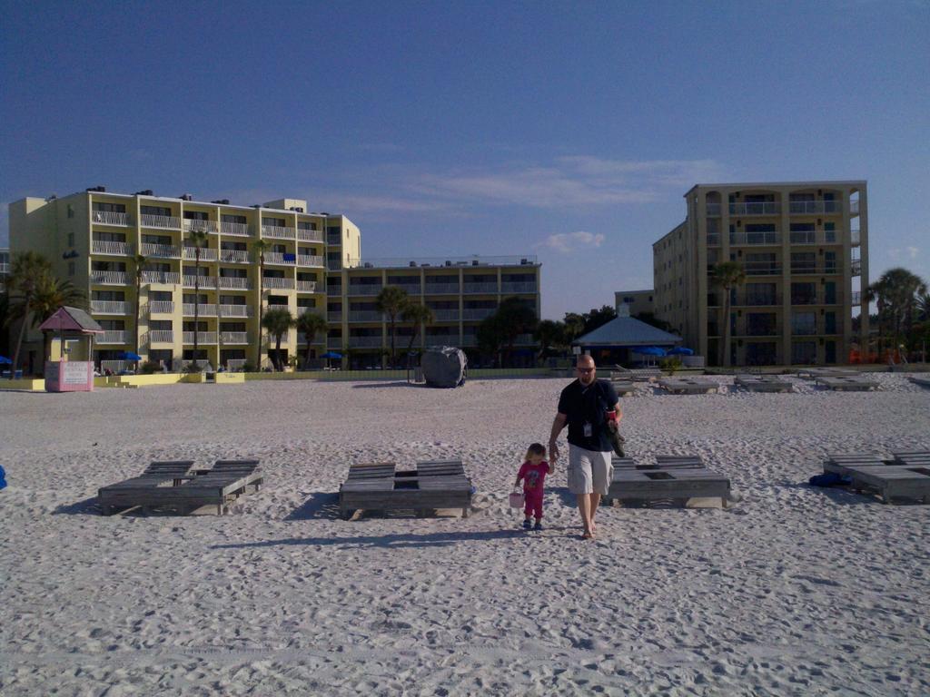 Alden - A Beachfront 3*