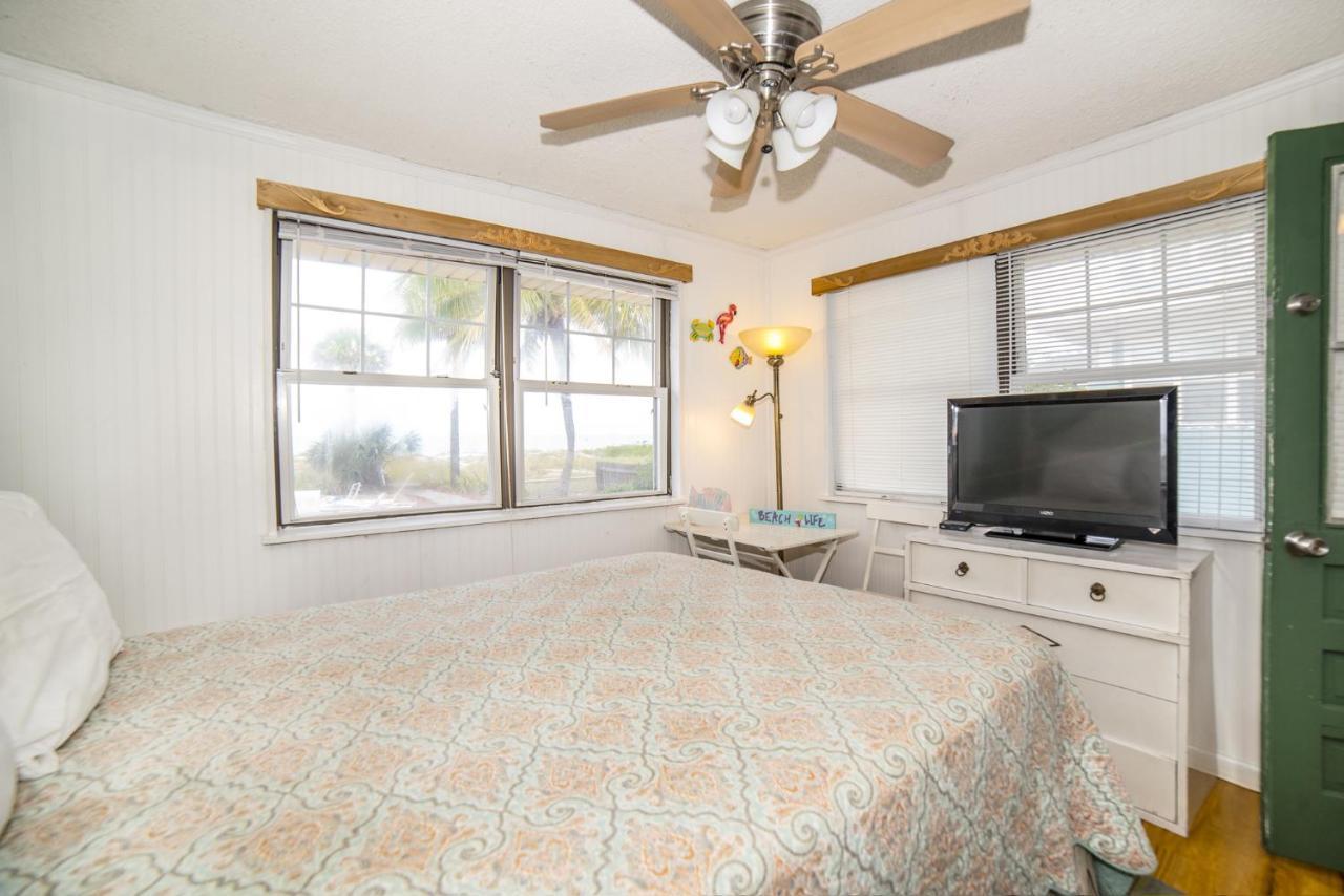 Sun N Fun Beachfront Vacation Apartment Indian Shores