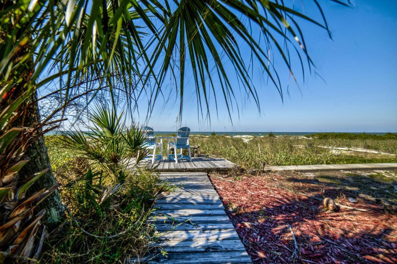 Sun N Fun Beachfront Vacation
