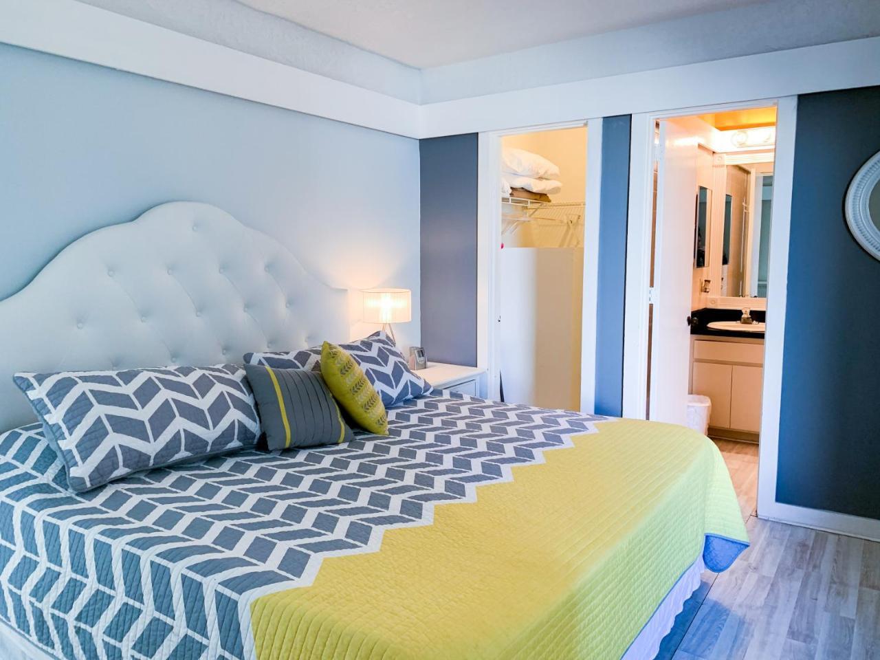 Coral Tides Inn