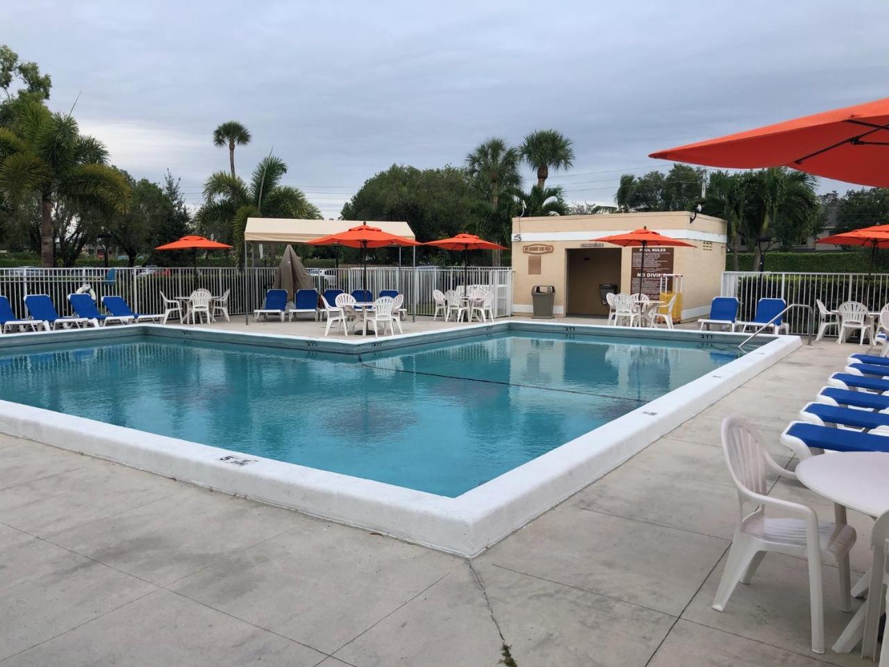 At Bonaventure, Lauderdale Weston