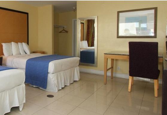 Tropic Cay 2*