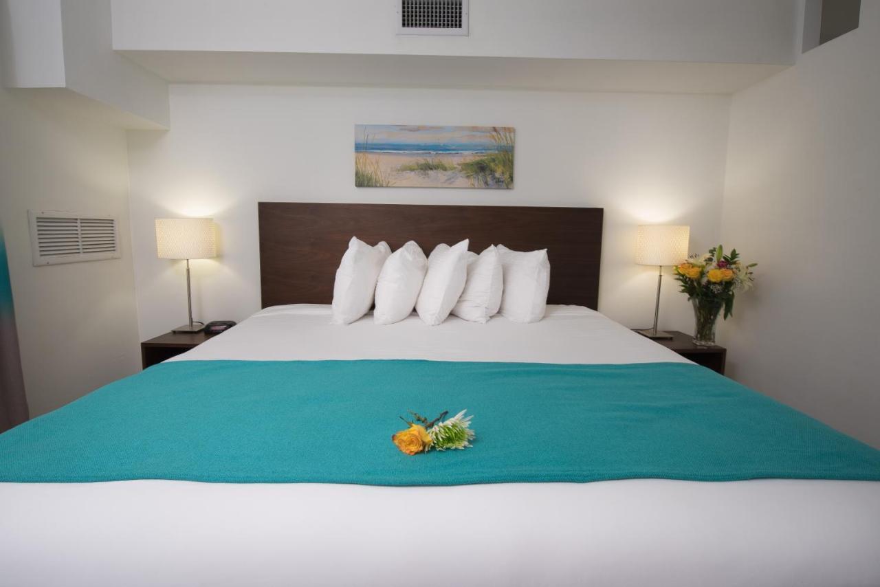 Regency & Motel 2*