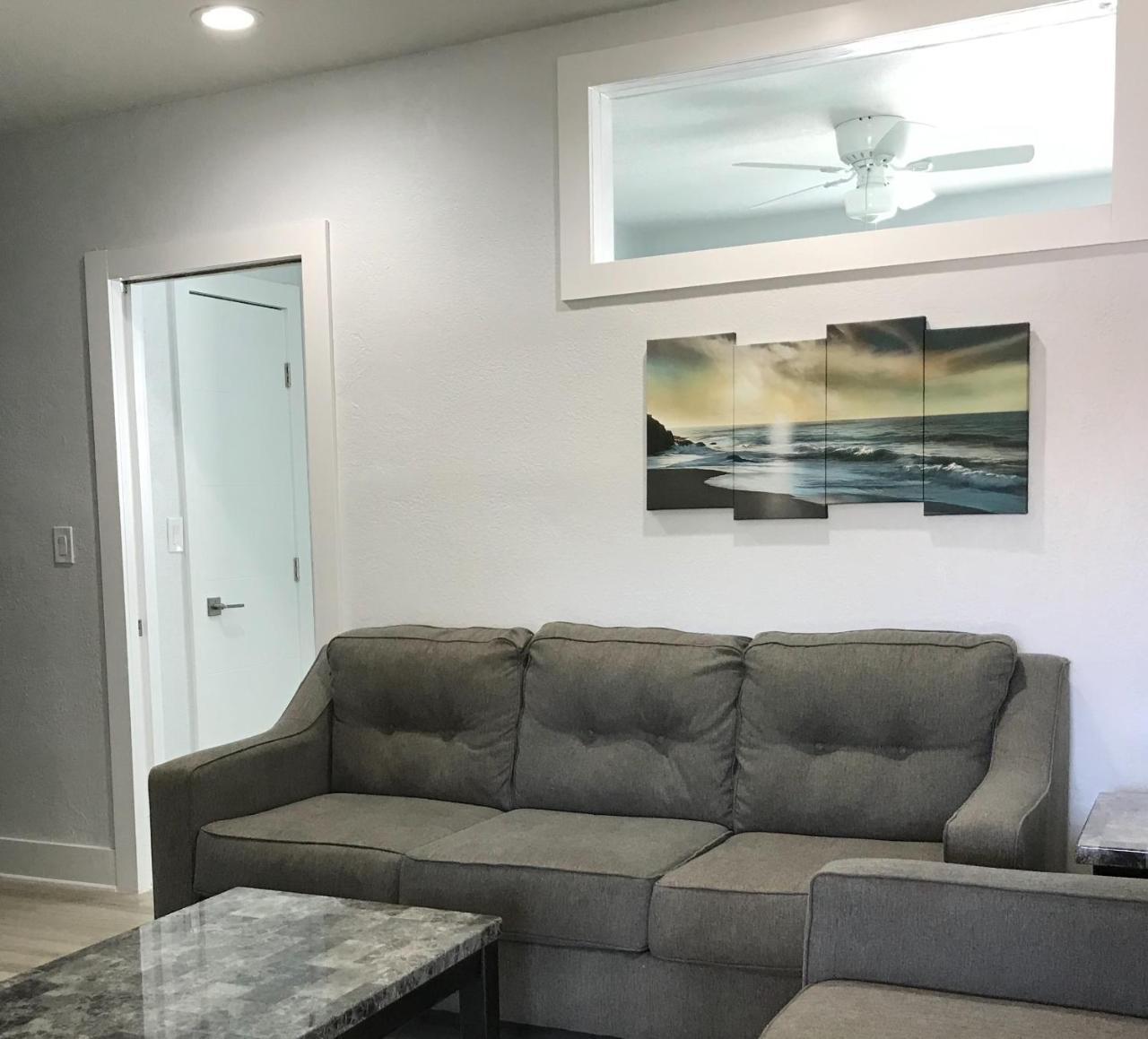 Aparthotel Pompano Breeze 2*