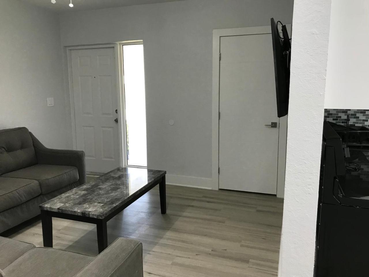 Aparthotel Pompano Breeze 2*