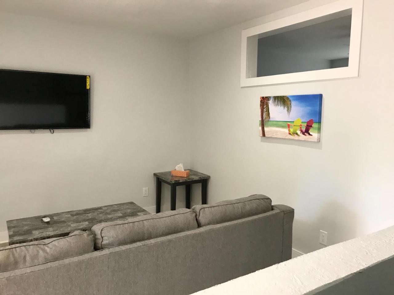 Pompano Breeze